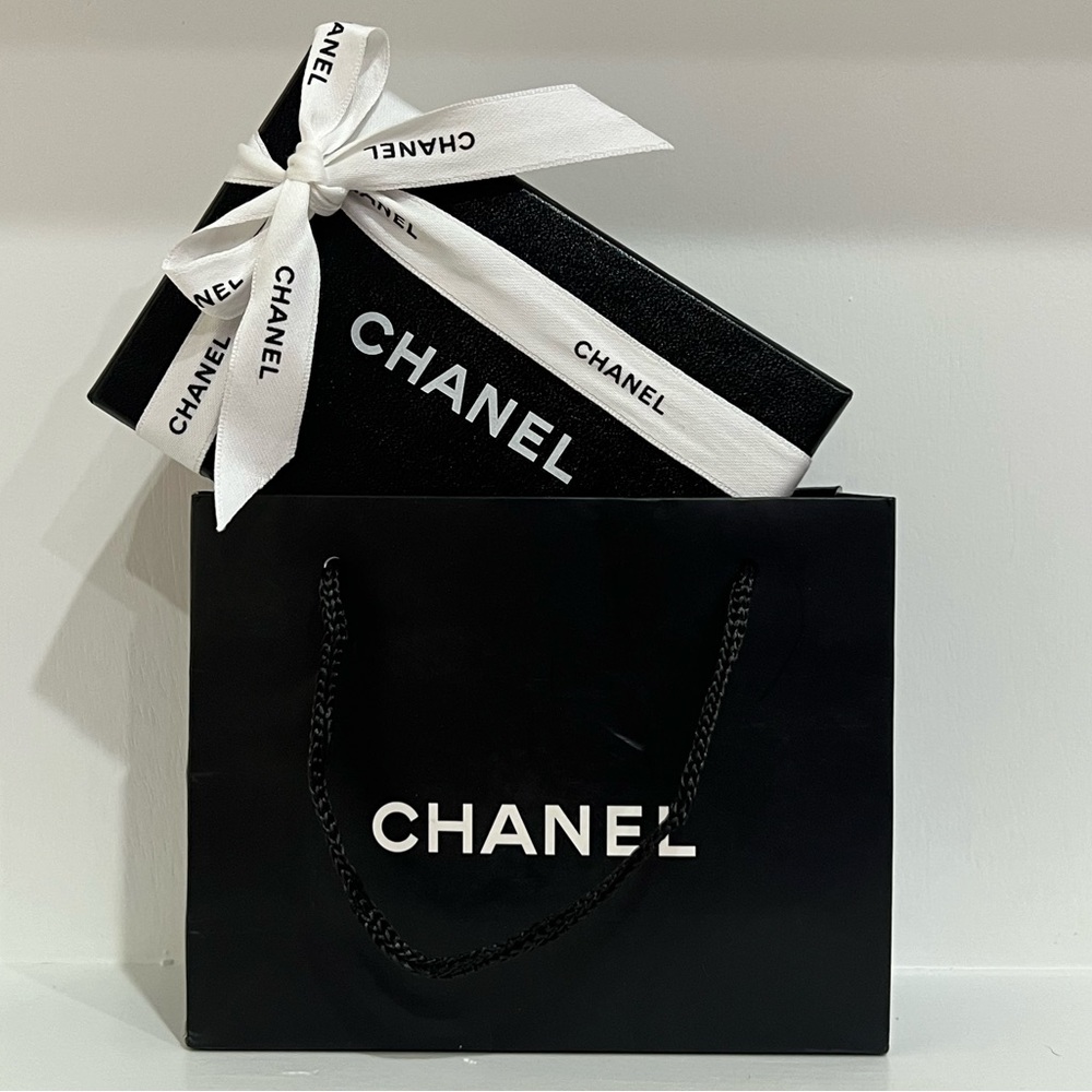 Chanel Key Pouch - Picture 4 of 17